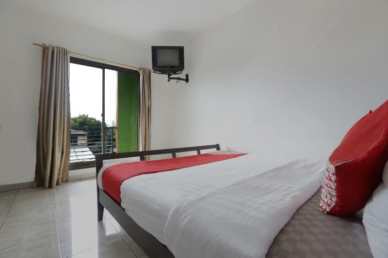 Reddoorz Near Tomang 2 Hotell Jakarta Eksteriør bilde